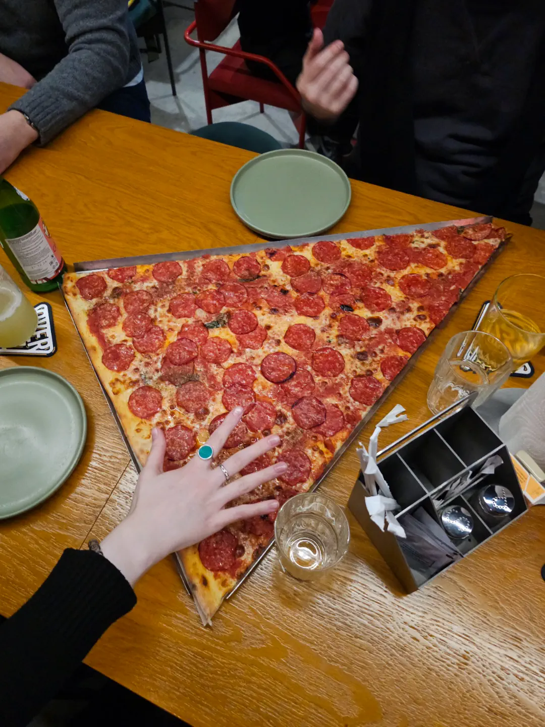 14 Unbelievably Large Oddities You Simply Must See! 🤯🐾 31 Absolute Units of a pizza