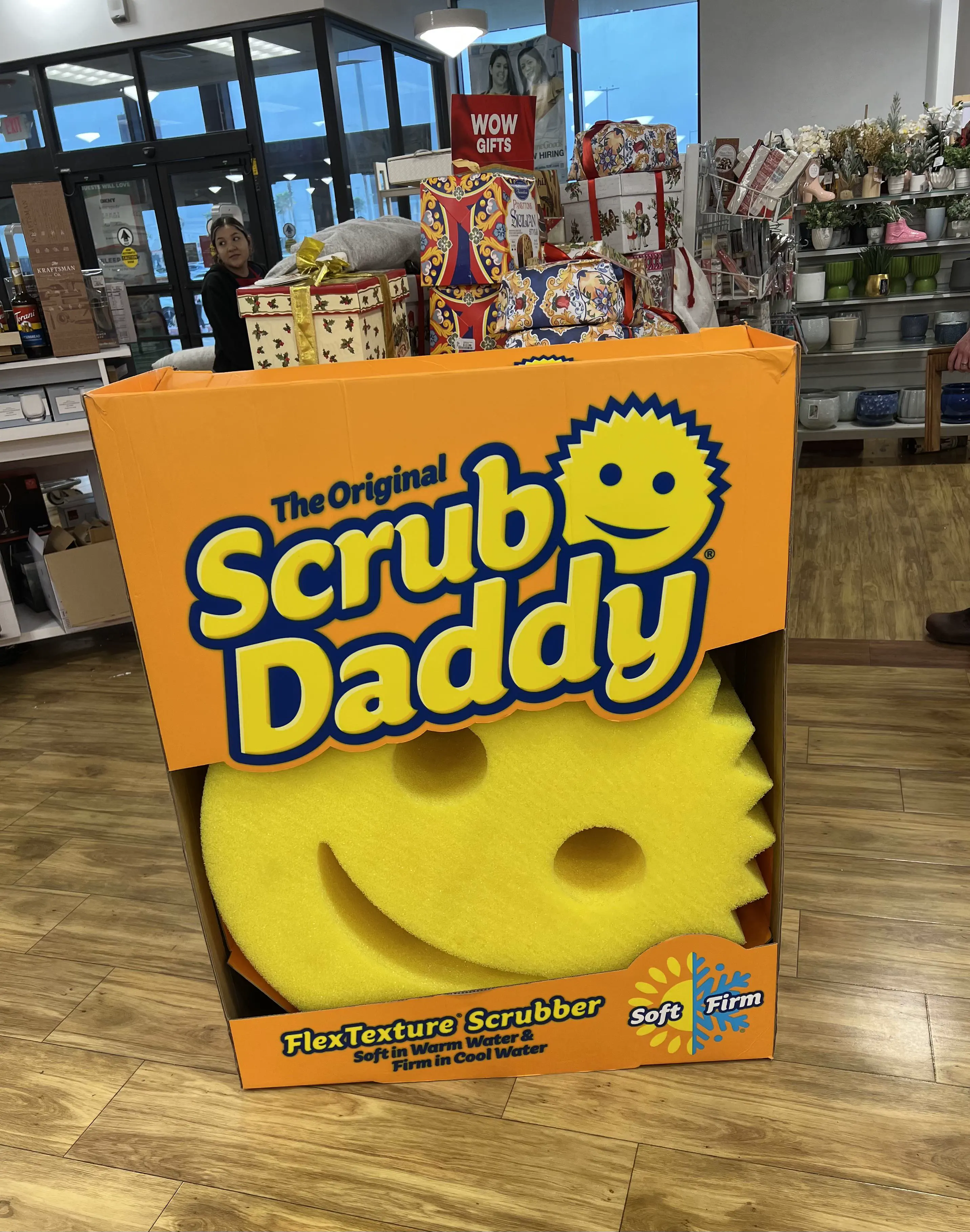 16 Hilariously Massive Oddities That Defy Belief! 🐾🤯 29 Absolute Units of a sponge