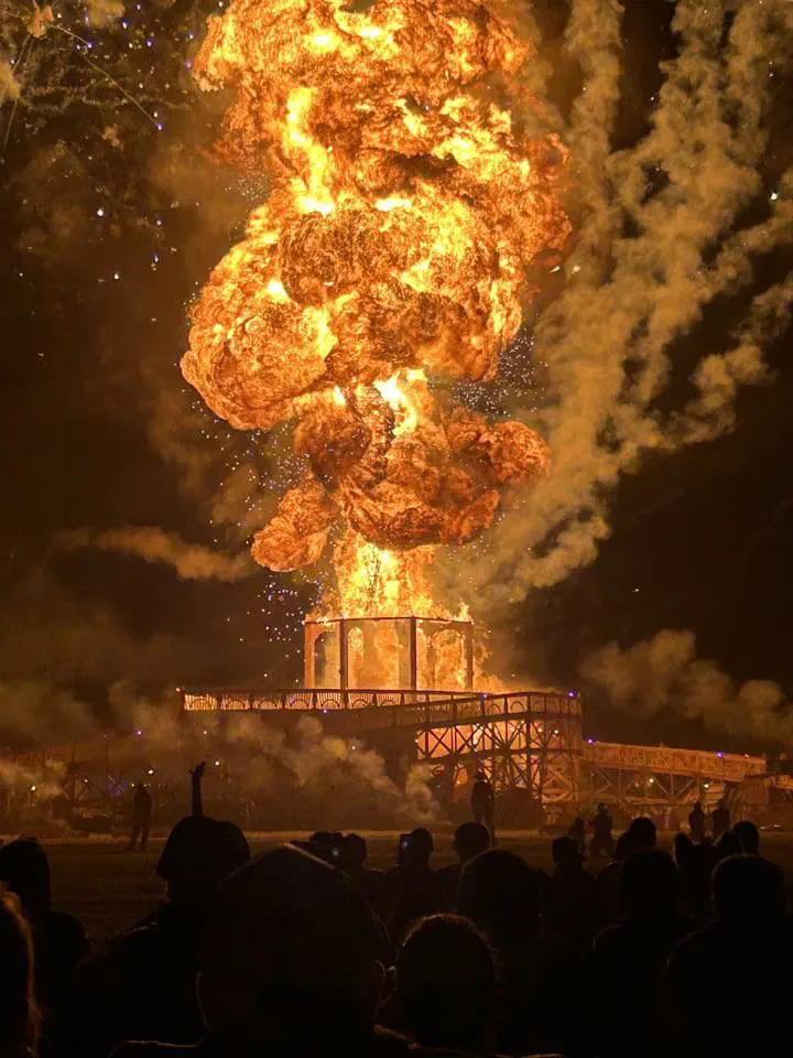 10 Chonky Oddities That Will Leave You Speechless! 🤯 15 Absolute Units of “the man” exploding at burning man 2025