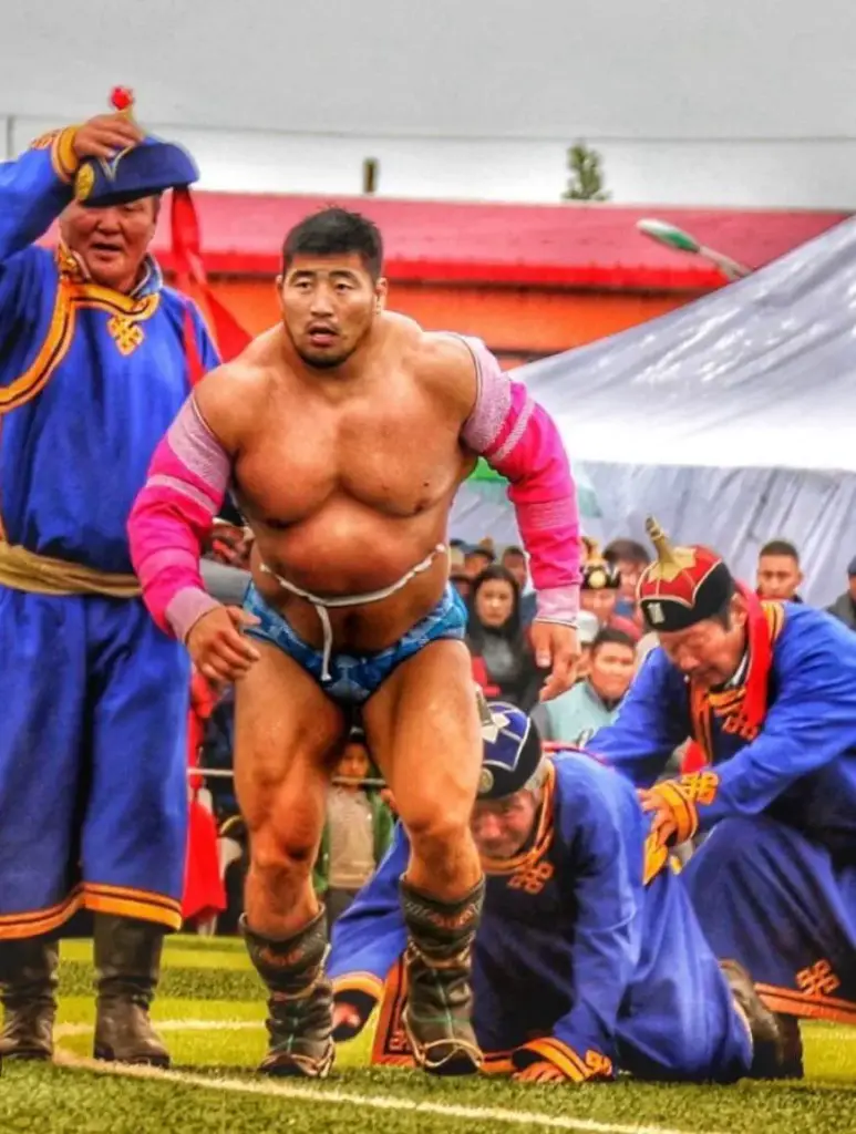 18 Mind-Blowing Absolute Units That Will Astound You! đŠđ€Ż 10 absolute units of a mongolian wrestler