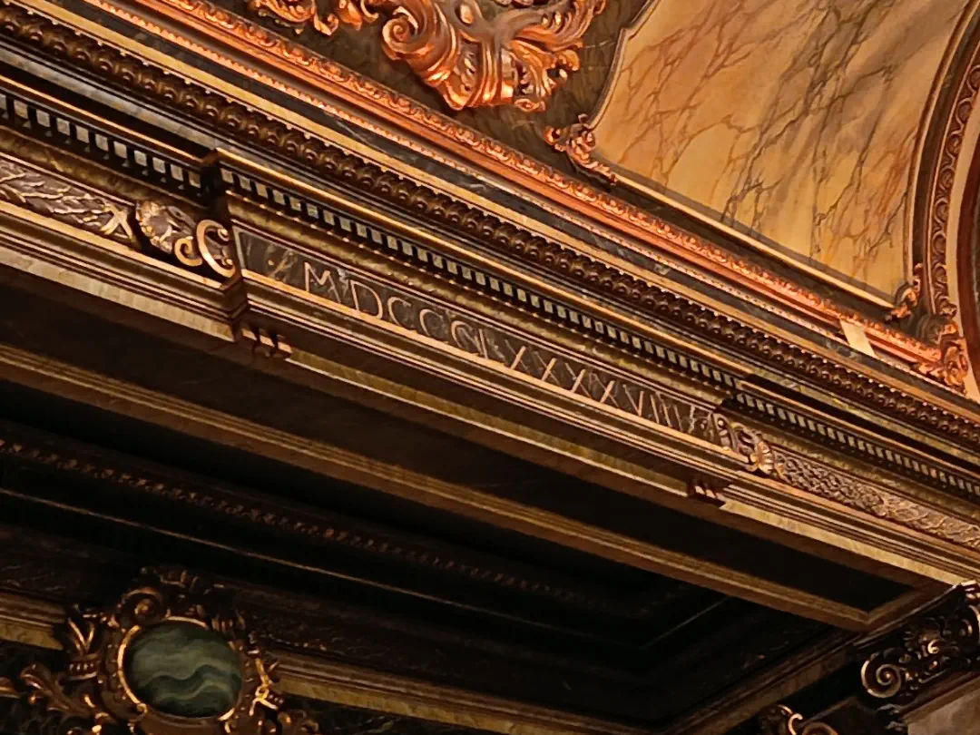 14 Incredible Oddities That Will Challenge Your View of Size! đŠđ€Ż 30 Absolute Units of a Roman Numeral