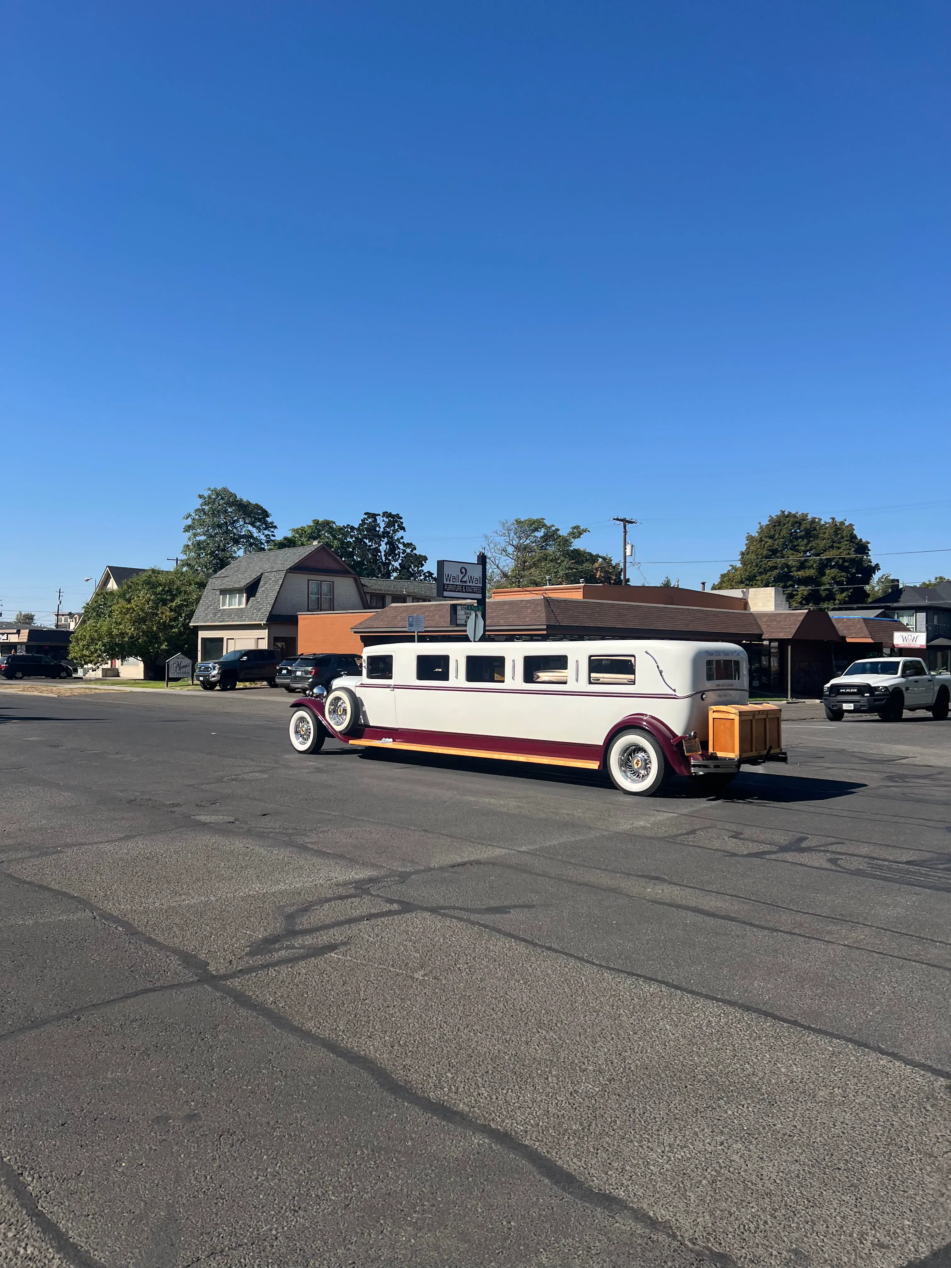 10 Incredible Oddities That Redefine 'Massive'! đđ„ 20 Absolute Units of an Anthill Mob car