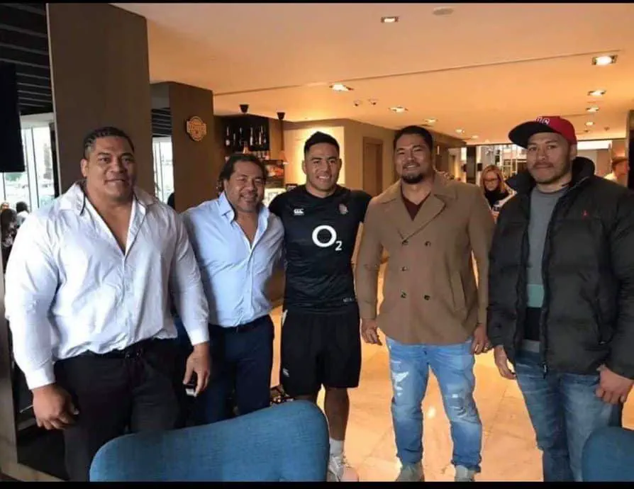 12 Monstrous Animals That Will Challenge Your Idea of Size! 🦙🤯 16 Absolute Units of The Tuilagi Brothers