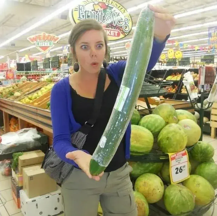 Nobody Was Ready for These 10 Absolute Units đ« 12 absolute units of a cucumber that did not ask to be objectified