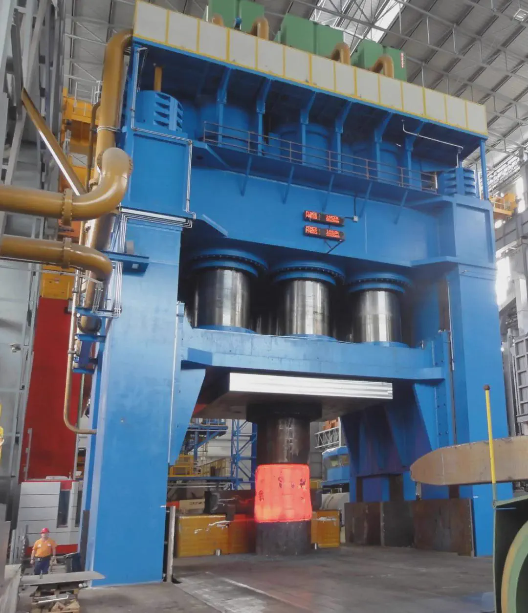10 Colossal Absolute Units That Will Take Your Breath Away! đ 17 Absolute Units of a machine press. (Seriously, look at bottom left of pic)