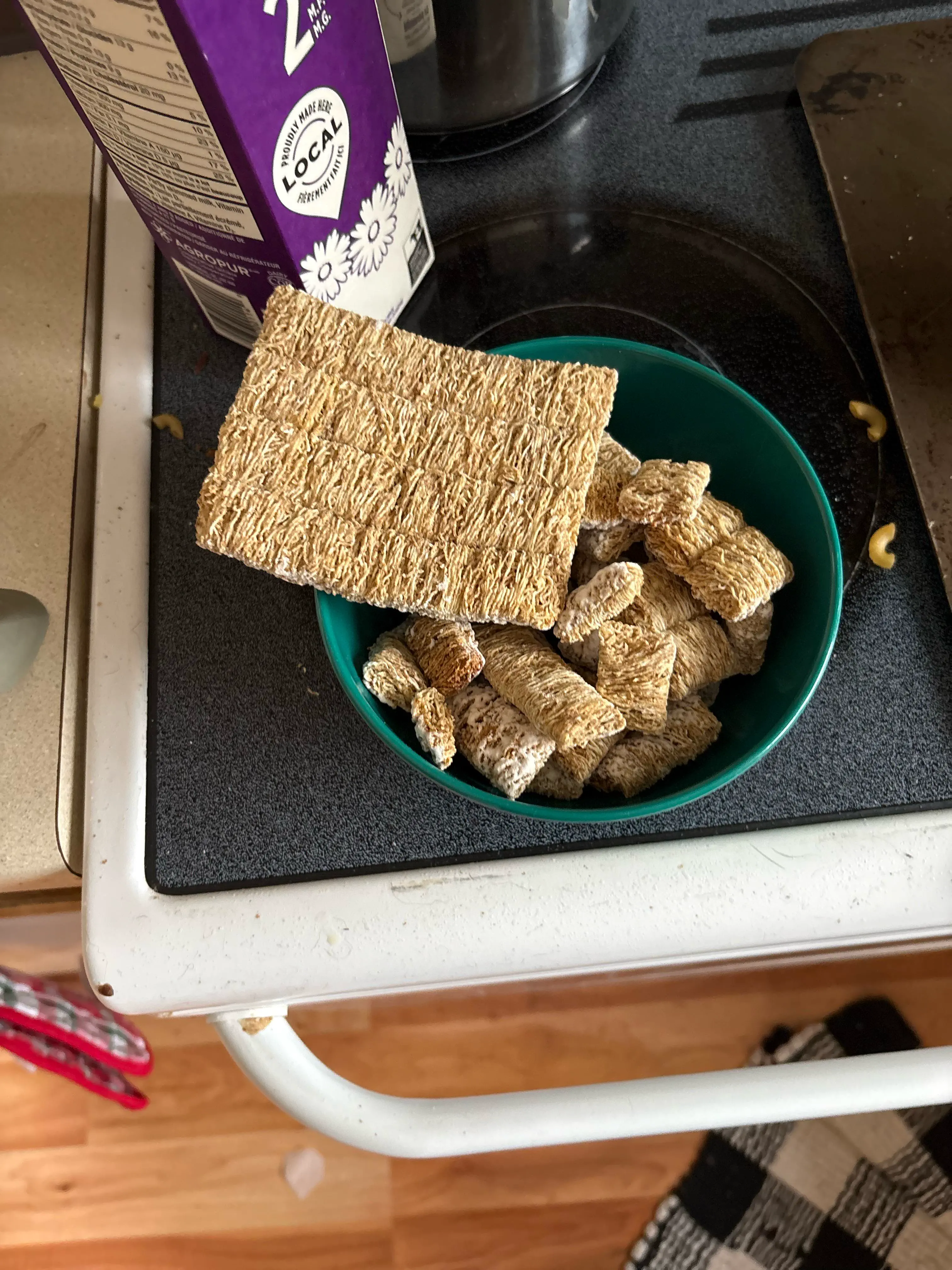 13 Massive Oddities That Will Leave You in Awe! đ„ 23 Absolute Units of a mini-wheat clump