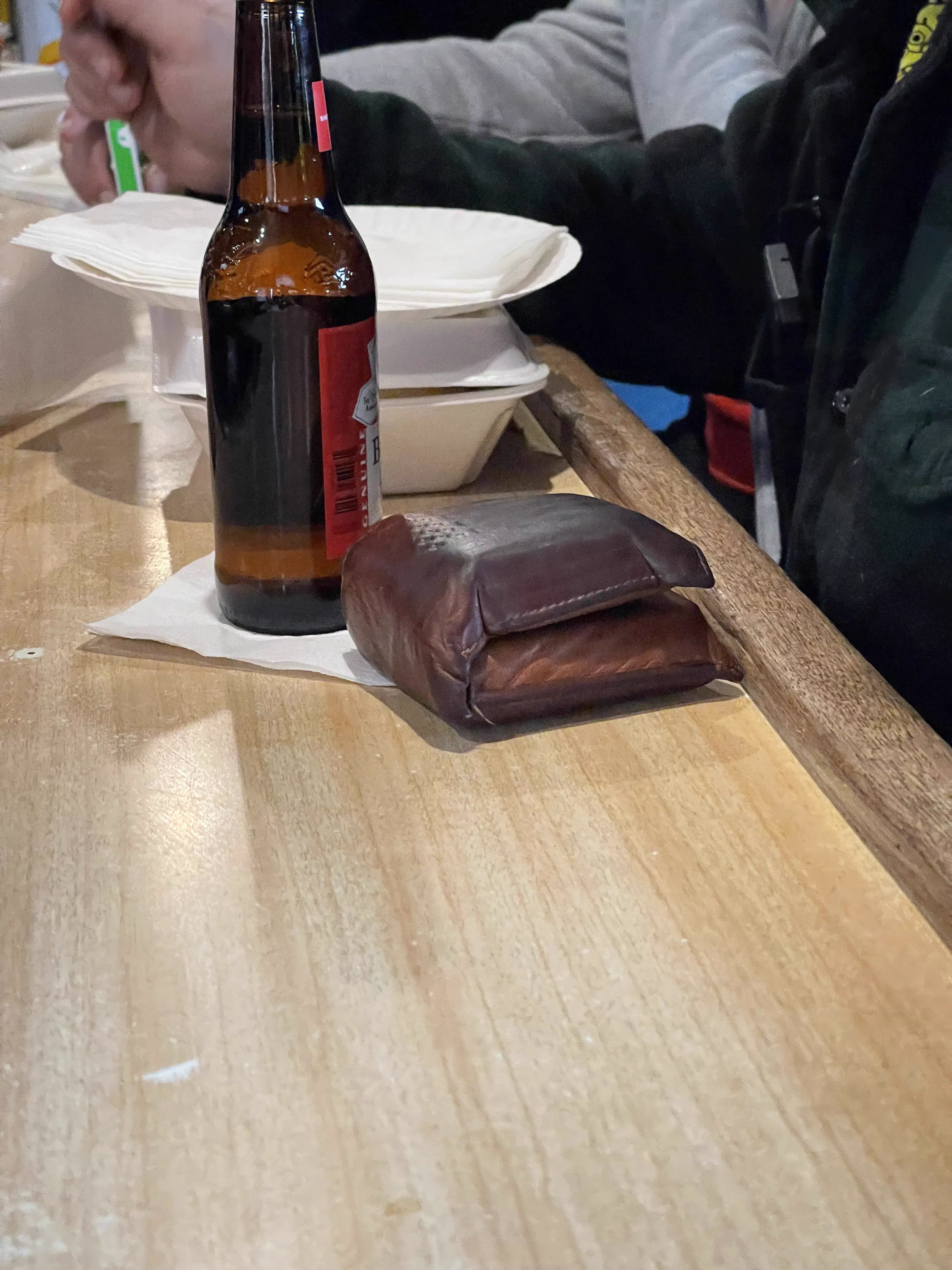 15 Bizarre Absolute Units That Will Bend Your Mind! đ€đ 25 Absolute Units of a wallet.