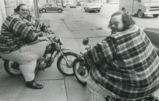 15 Insanely Huge Oddities That Will Leave You Stunned! 🤯 26 Absolute Units of twin brothers