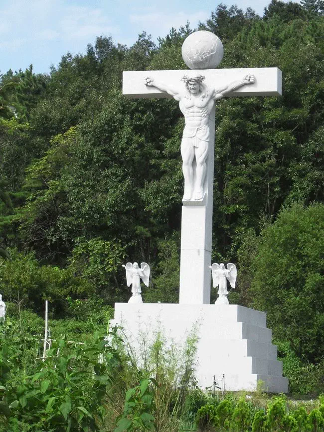 12 Extraordinary Giants That Will Challenge Your Expectations! đ 20 Absolute Units This statue of Jesus in Korea (sorry if you've seen it)