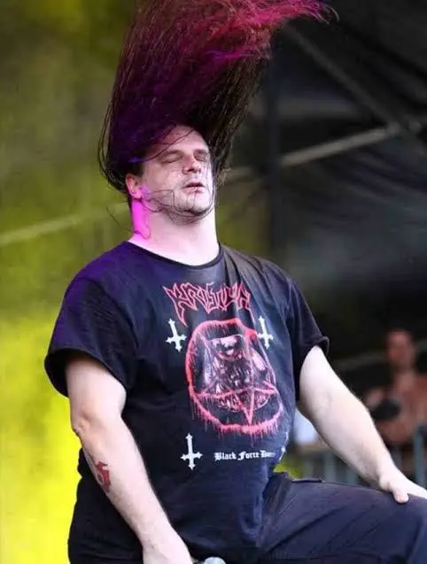 Why Are These 8 Giants So Ridiculously Massive? 15 Absolute Units of a neck