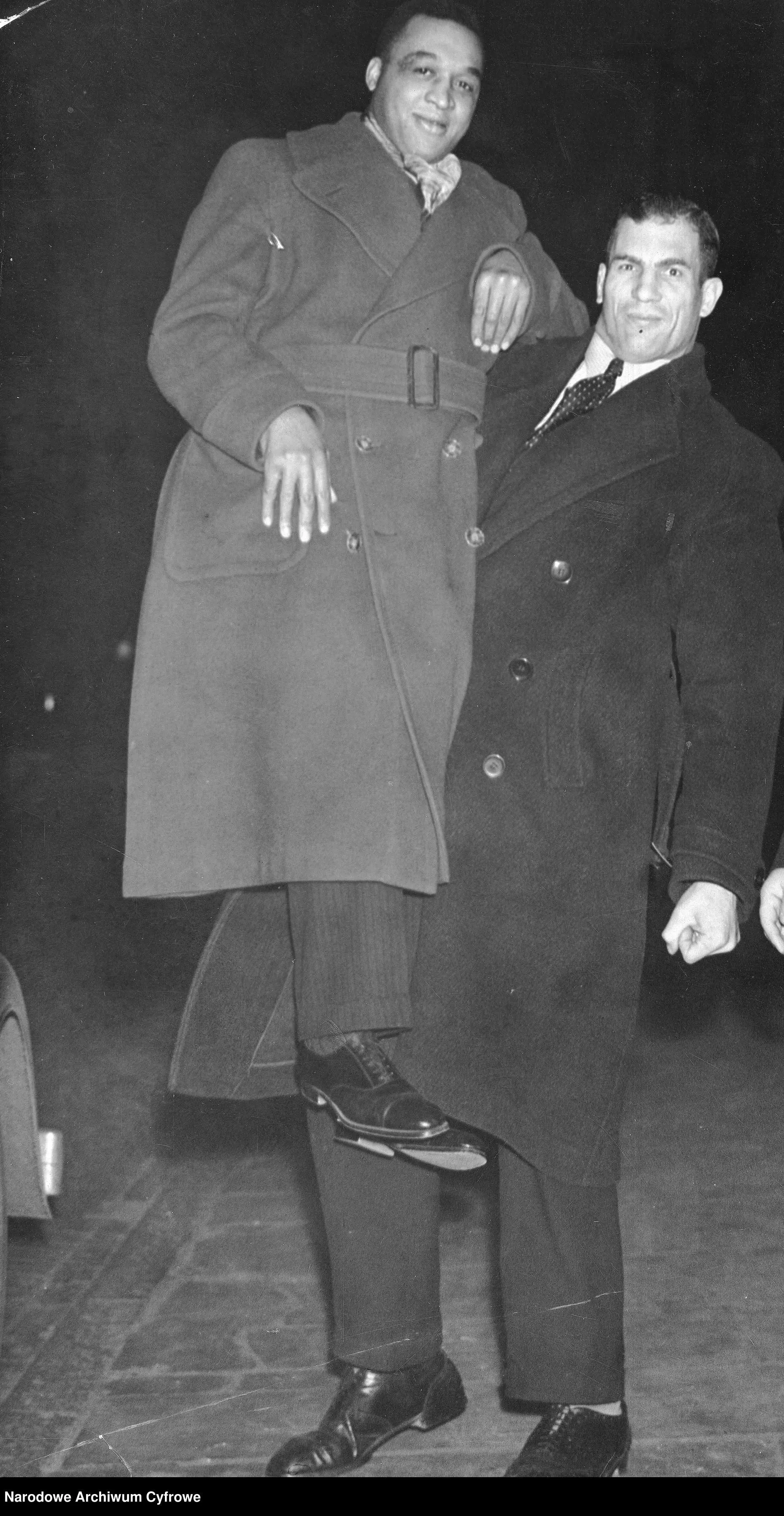 8 Absolute Units That Snaped Our Sense of Scale đ« 15 Absolute Units of a Polish wrestler Leon Grabowski