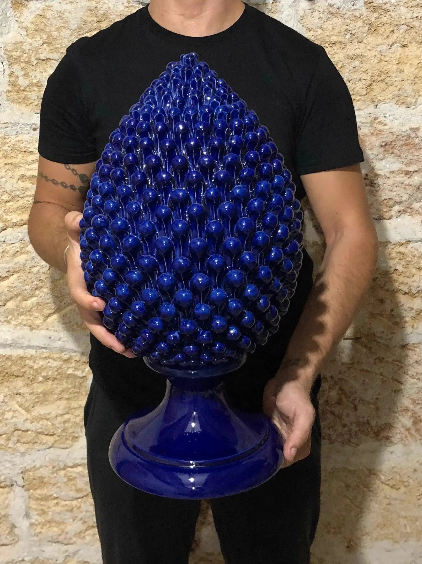 RANKING: The 13 Chonkiest Beings Ever Documented 20 Absolute Units of a sicilian pine cone ceramic
