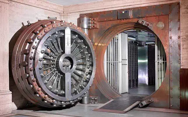 RANKING: The 13 Chonkiest Beings Ever Documented 16 Absolute Units of a vault door.
