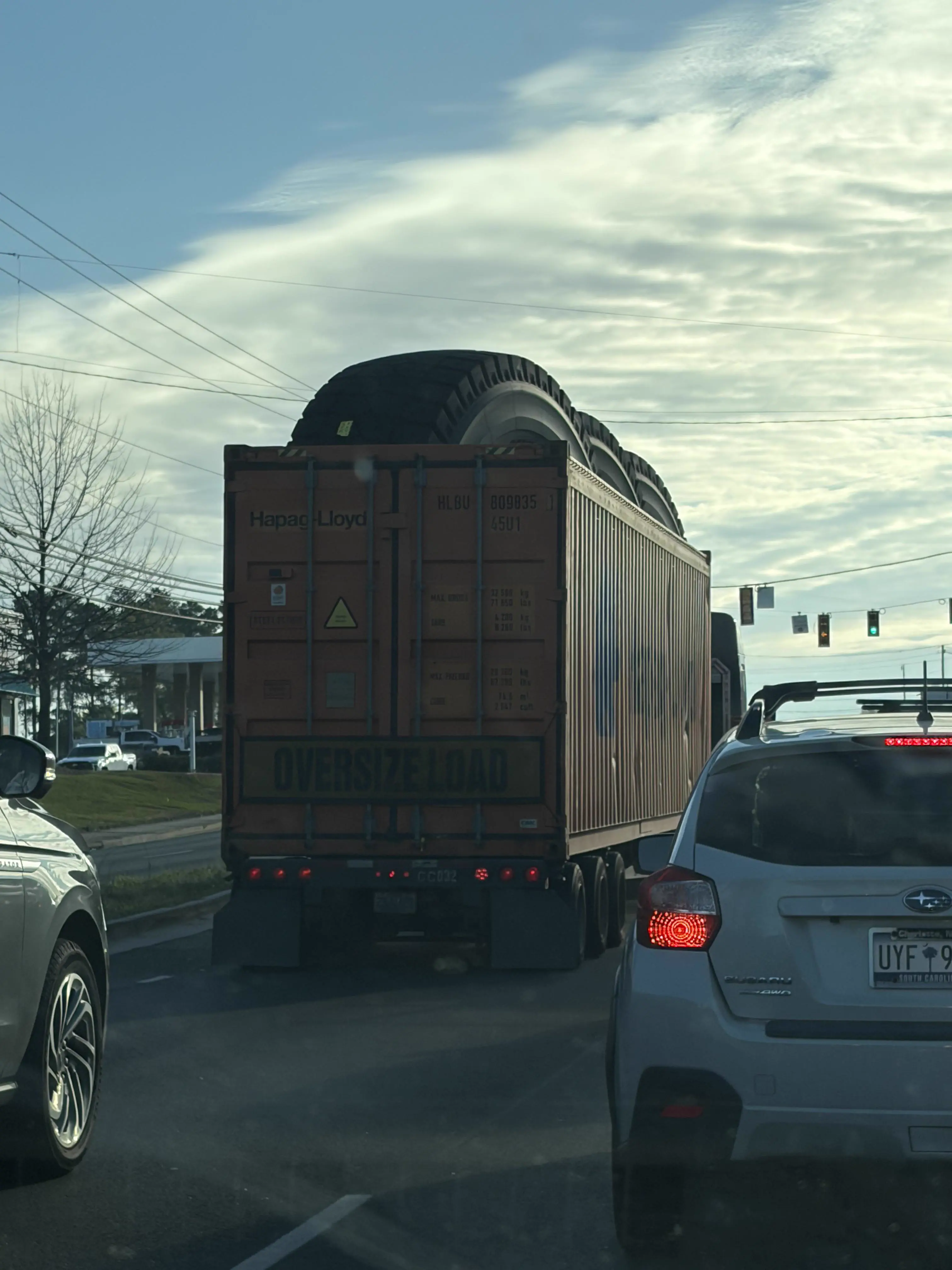 8 Absolute Units That Snaped Our Sense of Scale đ« 14 Absolute Units of Tires