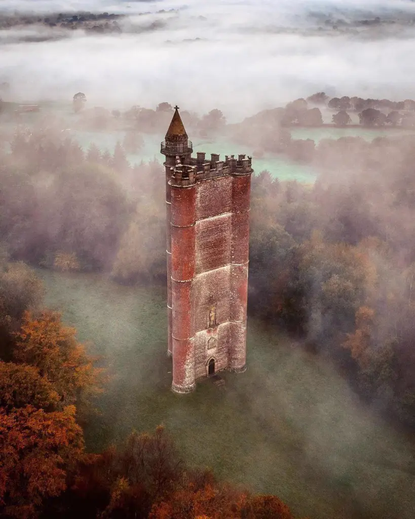PUNCH: 8 Giants That Made Reality Feel Bugged đ« 10 absolute units of a brick tower