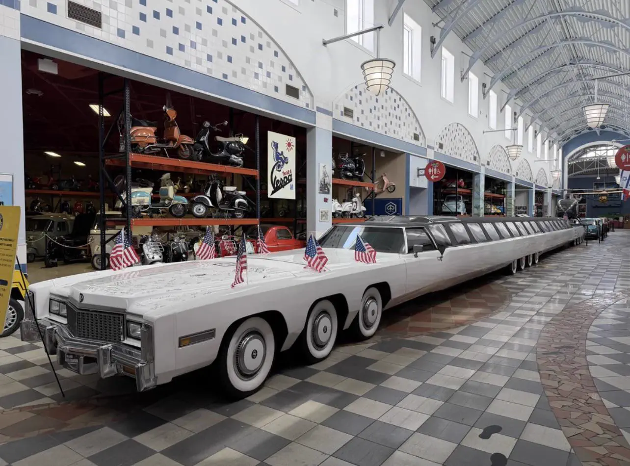 14Colossal Things That Had No Right Being That Big𫣠39 Absolute Units of a car