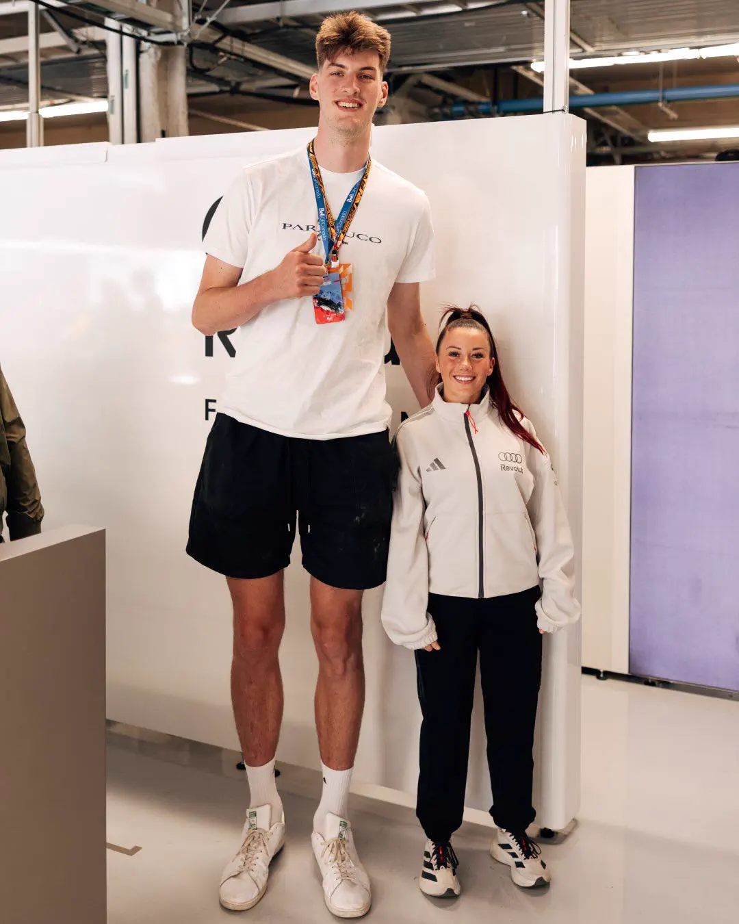 We Found 10 Oversized Wonders That Defy All Logic 🤯 38 Absolute Units of a dude (7'9, 305 lbs)