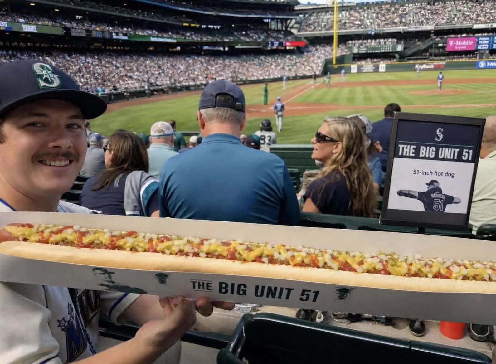 8 Oversized Things That Had No Right Existing 🫣 14 Absolute Units of a hot dog THE BIG UNIT