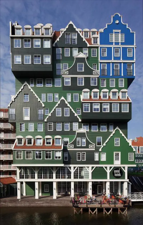 12 Oversized Things That Broke Our Brains This Week đ§ 25 Absolute Units of a Hotel