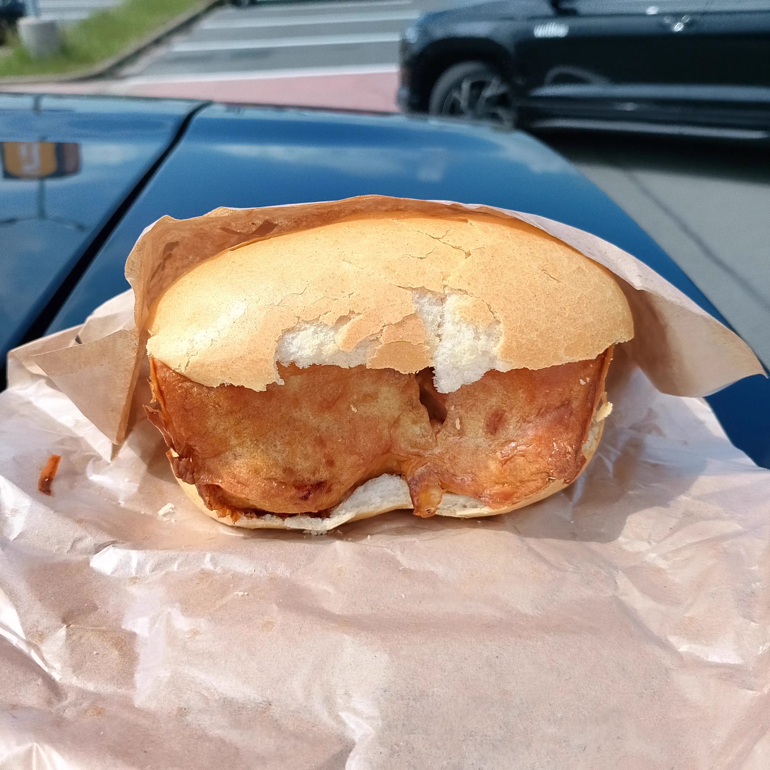 8 Oversized Finds That Left Us Speechless đ« 13 Massive LeberkĂ€ssemmel sandwich with an oversized slab of meat loaf