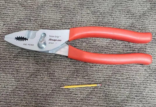 Ranking The 11 Chonkiest Absolute Units Ever Caught đ« 34 Absolute Units of a pair of pliers