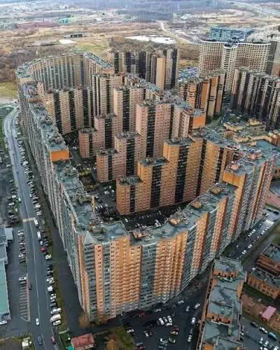 We Found 10 Things That Defy Logic in Full Beast Mode 15 A colossal vertical city packed into towering skyscrapers
