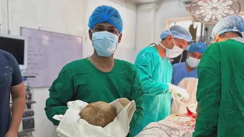 POV: You vs These 13 Absolute Tanks of Pure Chaos đ« 18 Absolute Units of a Bladder Stone