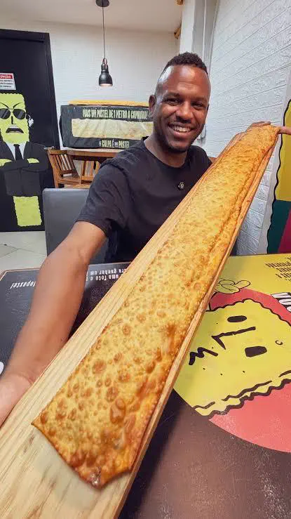 8 Everyday Objects That Mutated Into Absolute Units 17 Absolute Units of a fried pastry