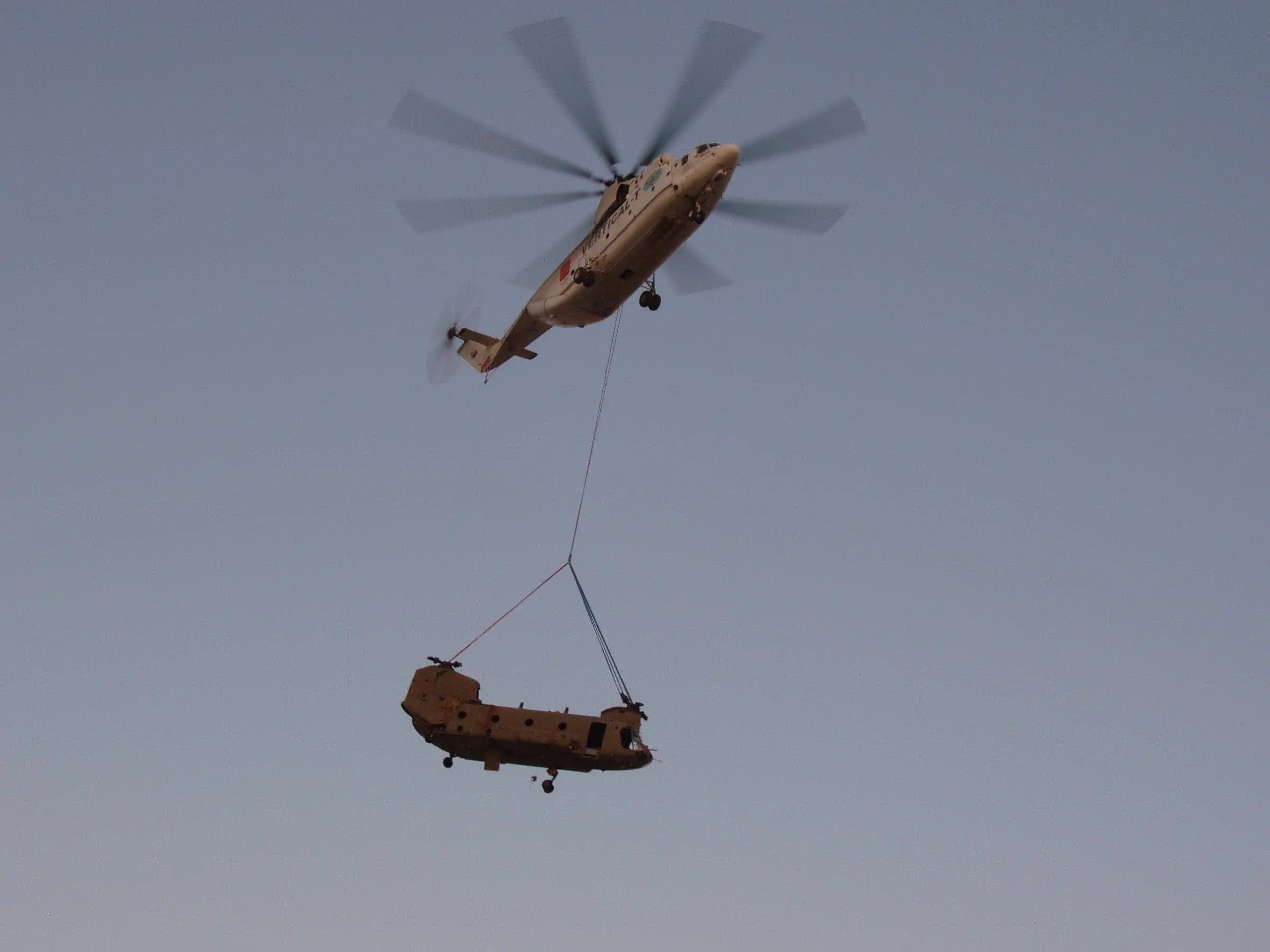 POV: You vs These 6 Absolute Tanks of Chaos đ« 10 Absolute Units of a helo