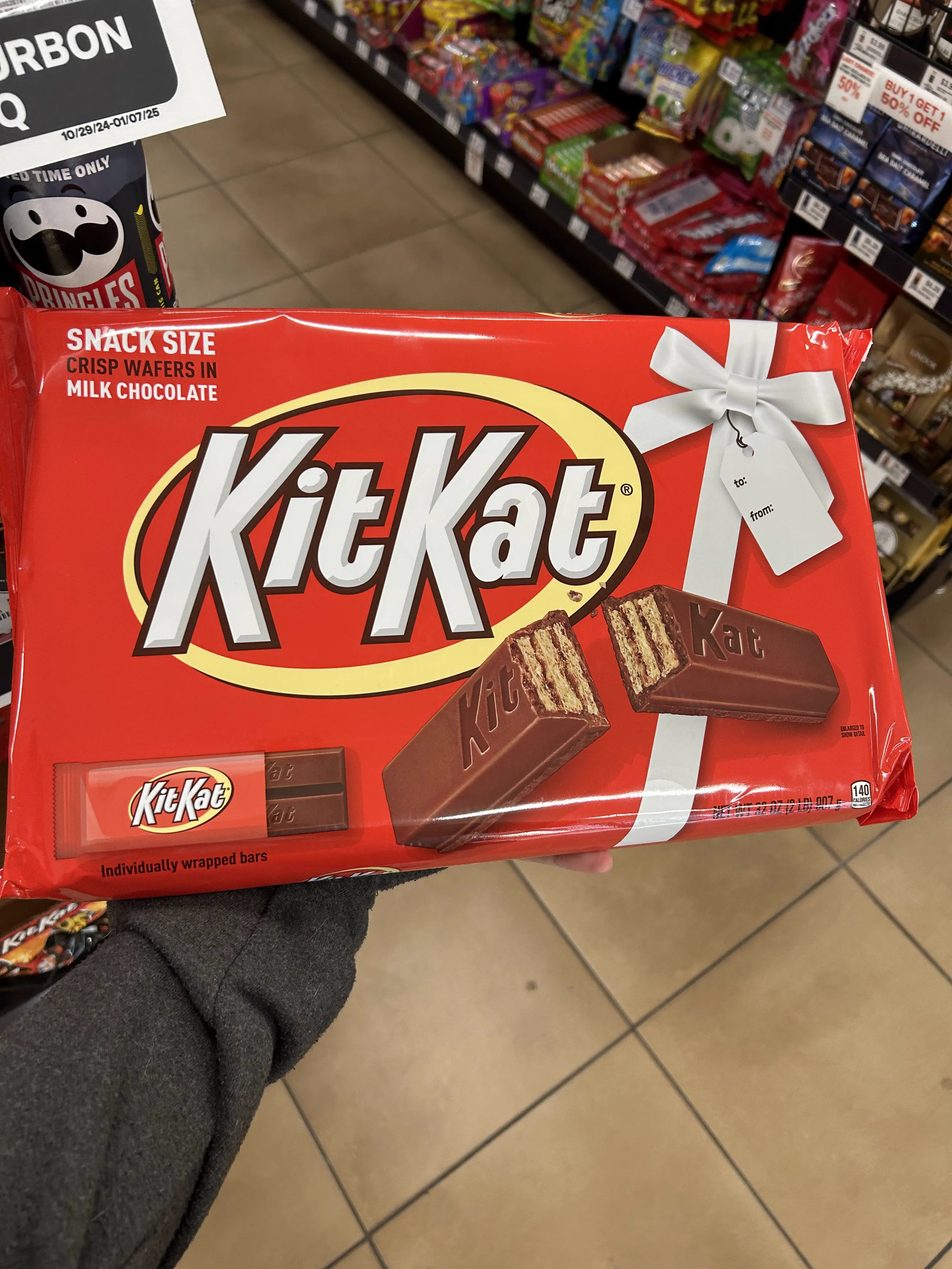 14 Absolute Units That Made Us Question Everything đ« 18 Absolute Units of a KitKat bar