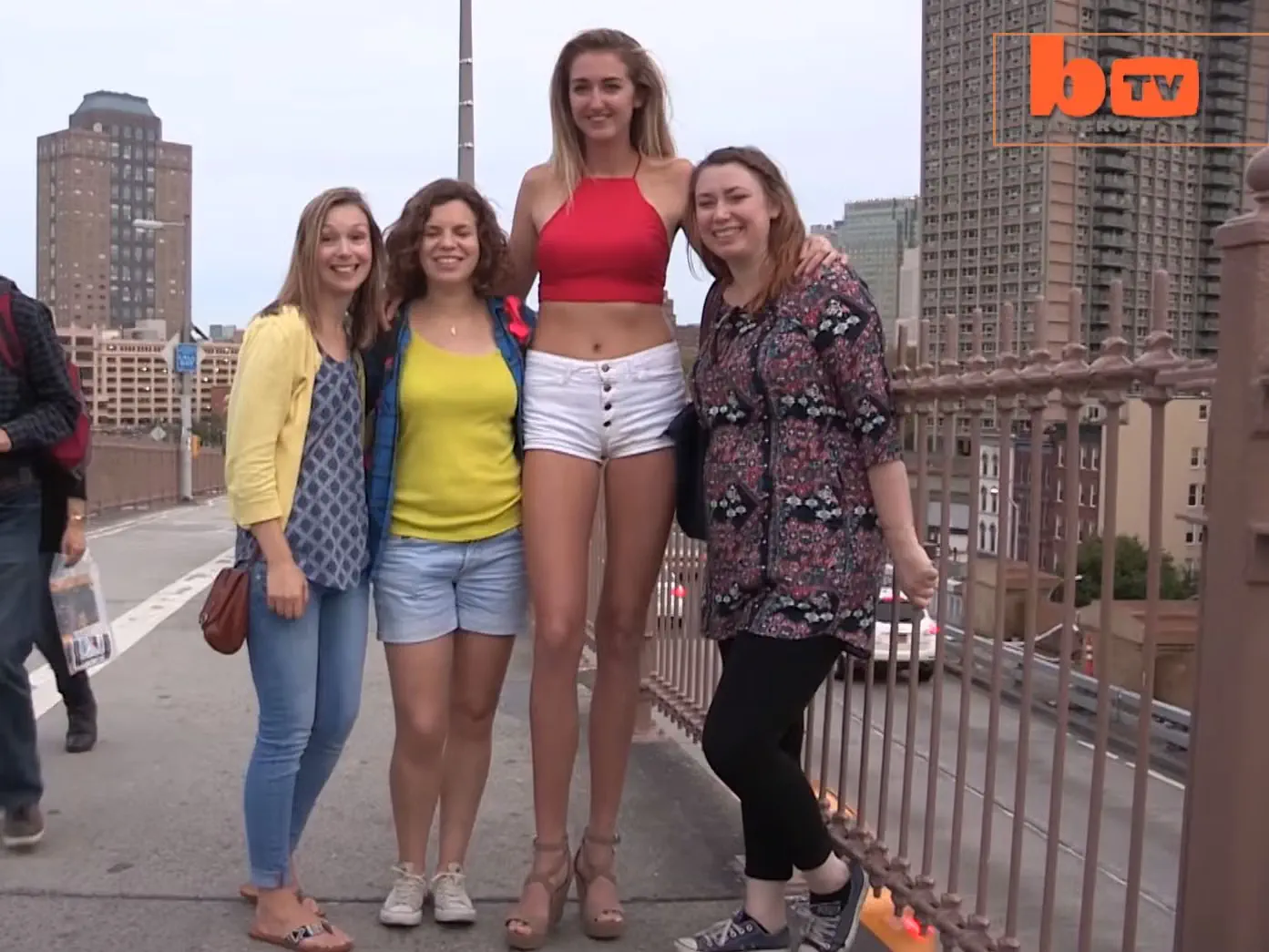 5 Chaotic Units That Rewrote the Rulebook đ« 10 Absolute Units of a pair of legs