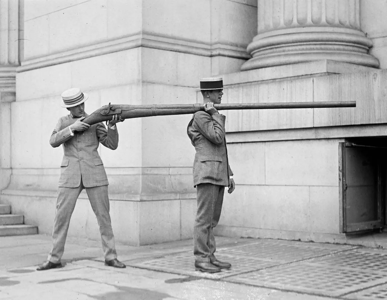 Why Are These 10 Absolute Units So Massive? đ« 12 Absolute Units of a shotgun for duck hunting