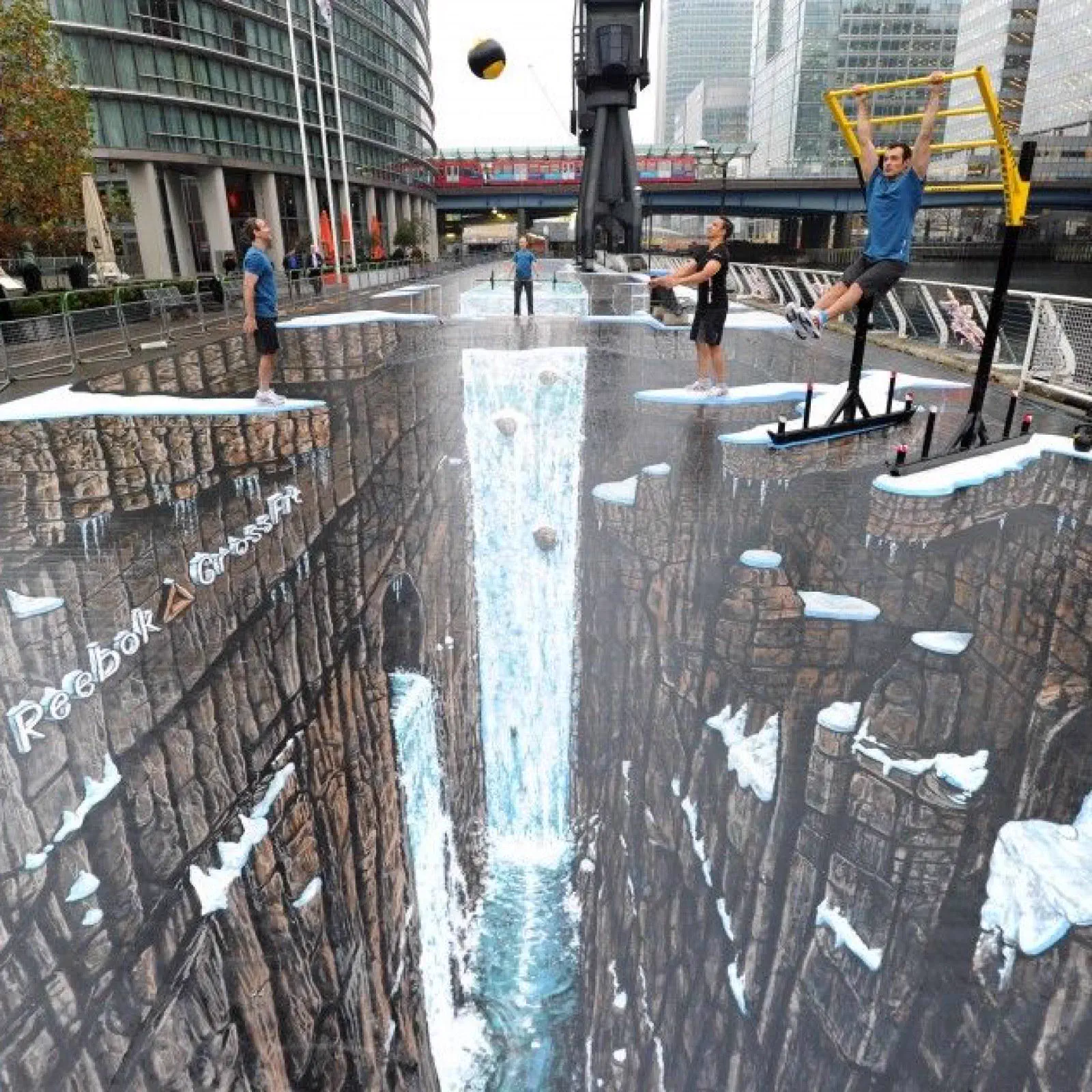 8 Chonky Legends That Stole Our Hearts Instantly đ«¶ 15 Absolute Units of Street Art.