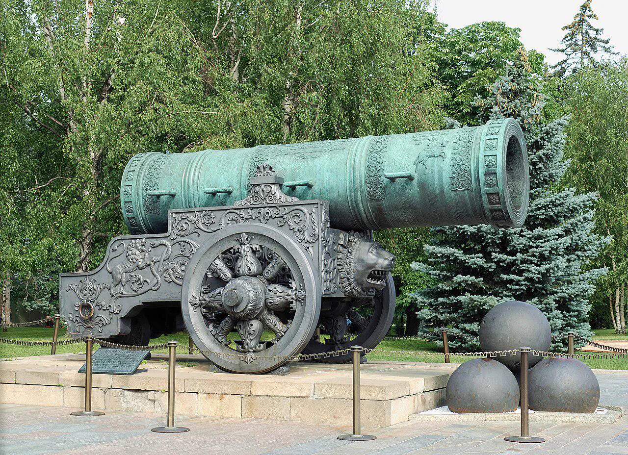 10 Everyday Things That Evolved Into Pure Chaos đ« 18 Absolute Units of a gun